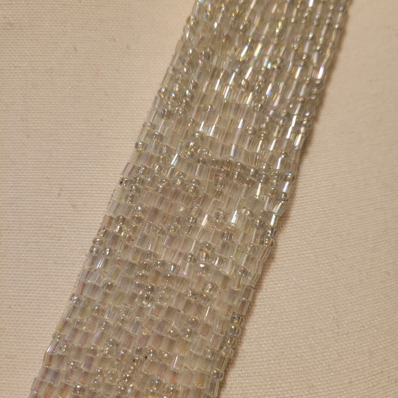 Elegant Silver Beaded Strap - Picture 3 of 5